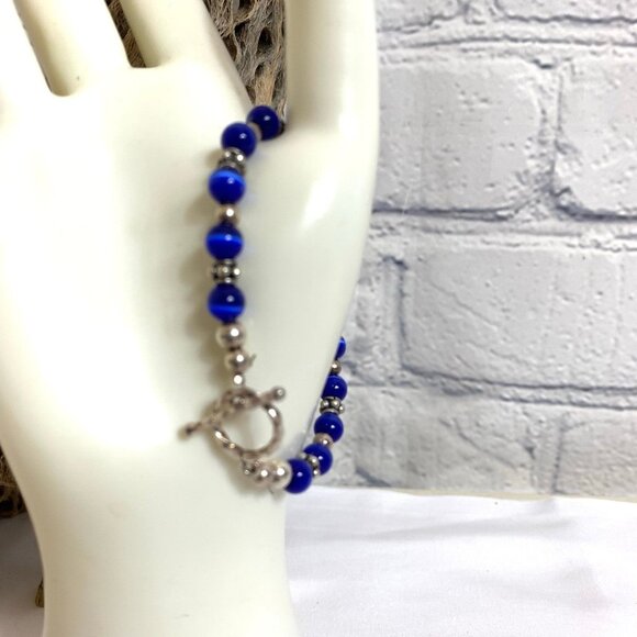 Blue Cat's Eye Glass Bead Bracelet - 6.5" - Picture 1 of 5